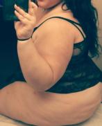 Brianna sexy et douce femme ronde